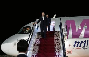 وزیر امور خارجه وارد قرقیزستان شد