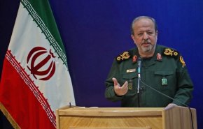 سرپرست وزارت دفاع: صنعت دفاعی باید سریع‌تر از نیاز میدان نبرد حرکت کند