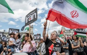 فشار اتحادیه‌ها بر نخست‌وزیر انگلیس برای لغو مجوز استفاده آمریکا از پایگاه‌های بریتانیا علیه ایران
