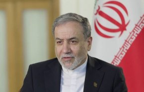 عراقچی انتصاب‌ فرماندهان عالی‌رتبه در نیروهای مسلح را تبریک گفت
