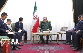 محسن رضایی: آمریکا باید جنگ را پایان دهد