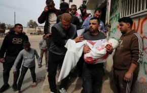 غزة: شهيد وجريح باعتداءات إسرائيلية على دير البلح وسط القطاع
