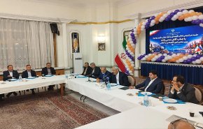 وزير اقتصاد ايران: تطوير العلاقات مع روسيا يندرج في سياق خطط الحكومة