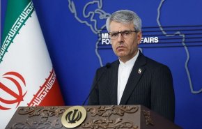 الخارجية الإيرانية: إذا كان حقّ الاحتجاج عالميا، فلماذا تتغير المعايير الفرنسية؟