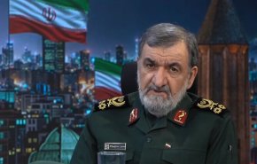 اللواء رضائي: قوى أكبر من أمريكا حاولت إخضاع إيران وانتهت إلى مزبلة التاريخ