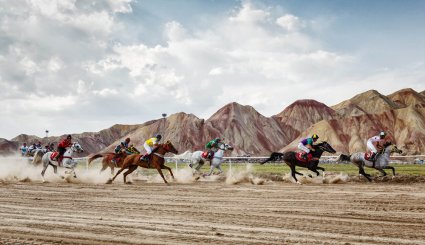 کورس اسب دوانی آذربایجان شرقی