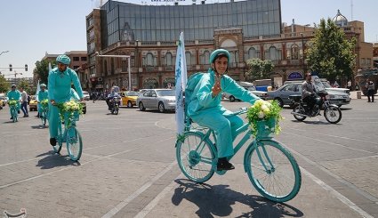 کاروان دوچرخه سواری کمپین از خودمان شروع کنیم در بازار تهران