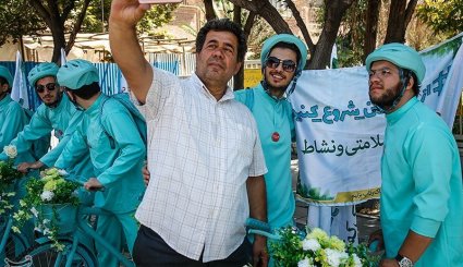 کاروان دوچرخه سواری کمپین از خودمان شروع کنیم در بازار تهران