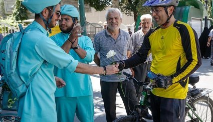 کاروان دوچرخه سواری کمپین از خودمان شروع کنیم در بازار تهران