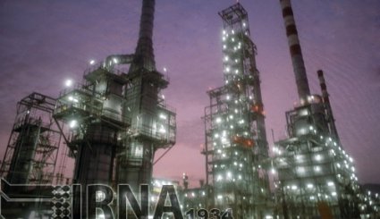 چهارم مرداد 1376 - افتتاح پالایشگاه نفت بندر عباس