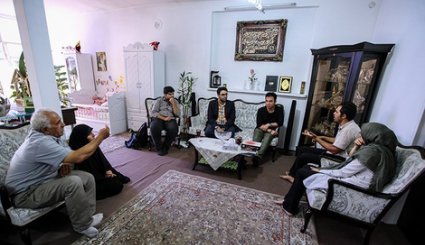 اشک‌های عمو پورنگ برای بنیتا