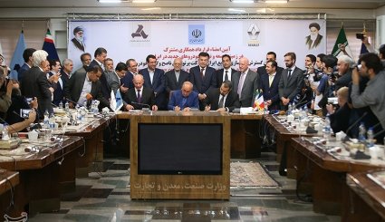 امضای قرارداد ایران با رنو