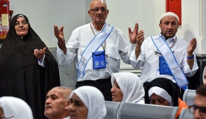 اعزام اولین کاروان حج تمتع از استان گیلان/ تصاویر