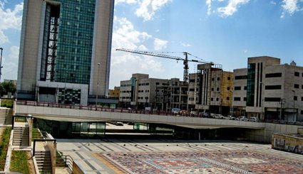 بزرگترین و زیباترین فرش سنگی جهان در تبریز