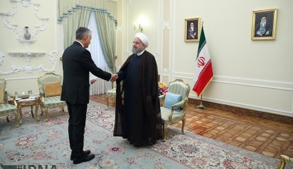 تقدیم استوارنامه سفرای جدید سه کشور خارجی به روحانی. تصاویر