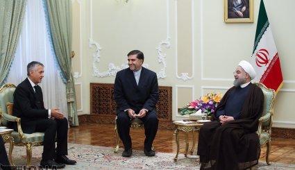 تقدیم استوارنامه سفرای جدید سه کشور خارجی به روحانی. تصاویر