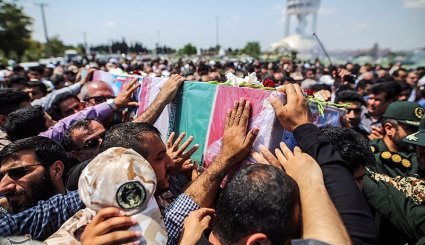 استقبال از پیکر شهید مدافع حرم مصطفی خوش محمدی در گرگان. تصاویر