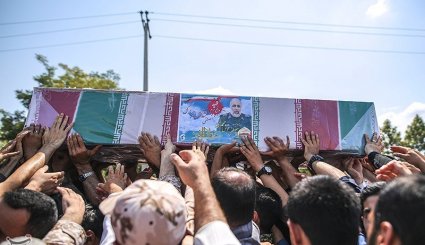 استقبال از پیکر شهید مدافع حرم مصطفی خوش محمدی در گرگان. تصاویر