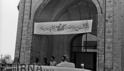 26 مرداد 1369 - بازگشت نخستین گروه آزادگان به میهن اسلامی. تصاویر