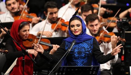 اجرای ارکستر سمفونیک تهران به رهبری شهرداد روحانی/ تصاویر
