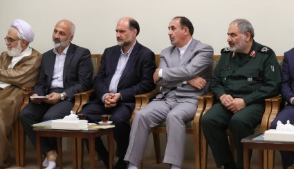 دیدار مسئولان و فعالان فرهنگی استان‌های یزد و همدان با رهبر انقلاب. تصاویر
