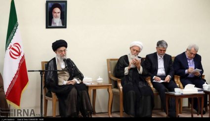 دیدار مسئولان و فعالان فرهنگی استان‌های یزد و همدان با رهبر انقلاب. تصاویر