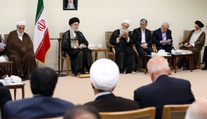 دیدار مسئولان و فعالان فرهنگی استان‌های یزد و همدان با رهبر انقلاب. تصاویر
