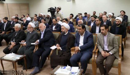 دیدار مسئولان و فعالان فرهنگی استان‌های یزد و همدان با رهبر انقلاب. تصاویر