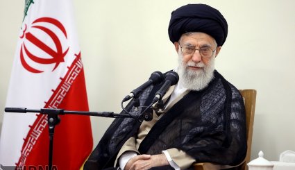 دیدار مسئولان و فعالان فرهنگی استان‌های یزد و همدان با رهبر انقلاب. تصاویر