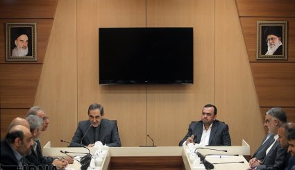 دیدار رئیس حزب فضیلت عراق با ولایتی. تصاویر