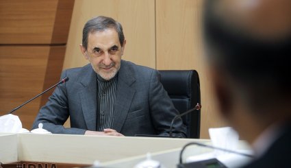 دیدار رئیس حزب فضیلت عراق با ولایتی. تصاویر