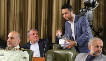 انتخاب محسن هاشمی به ریاست شورا - تصاویر