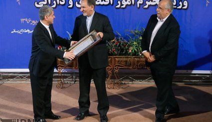 تودیع و معارفه وزیر امور اقتصادی و دارایی. تصاویر