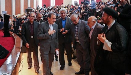 رونمایی از چهار کتاب علی‌اکبر ولایتی در حوزه پزشکی. تصاویر