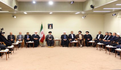 دیدار رئیس جمهوری و اعضای هیات دولت با مقام معظم رهبری