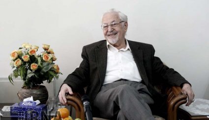 تصاویر آرشیوی از ابراهیم یزدی