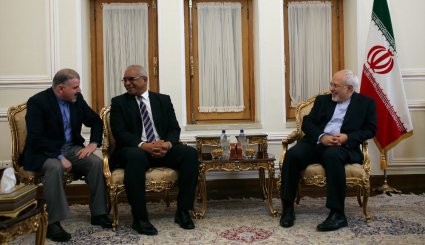دیدار سفرای کوبا و لهستان با وزیر امور خارجه. تصاویر
