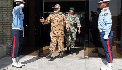 مراسم آغاز دوره بیست و هشتم دانشجویان دانشگاه دافوس. تصاویر