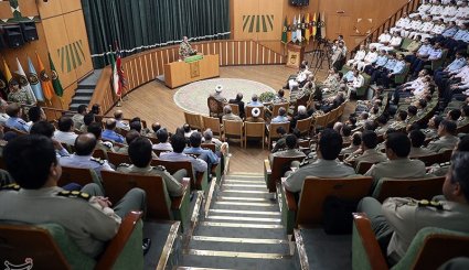 مراسم آغاز دوره بیست و هشتم دانشجویان دانشگاه دافوس. تصاویر