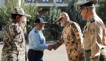 مراسم آغاز دوره بیست و هشتم دانشجویان دانشگاه دافوس. تصاویر