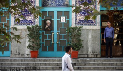 تشییع پیکر مرحوم ابراهیم یزدی/ تصاویر