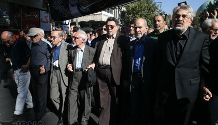 تشییع پیکر مرحوم ابراهیم یزدی/ تصاویر