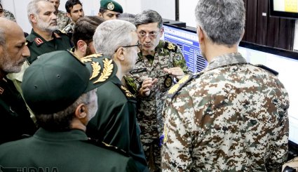 بازدید سرلشکر باقری از قرارگاه پدافند هوایی خاتم‌الانبیا. تصاویر