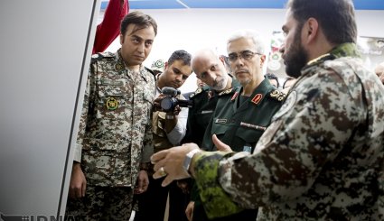 بازدید سرلشکر باقری از قرارگاه پدافند هوایی خاتم‌الانبیا. تصاویر