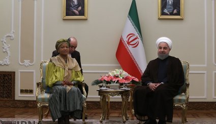 دیدار رئیس مجلس آفریقای جنوبی با روحانی. تصاویر