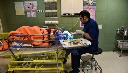 روند خدمات رسانی به دانش آموزان حادثه واژگونی اتوبوس. تصاویر