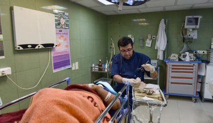روند خدمات رسانی به دانش آموزان حادثه واژگونی اتوبوس. تصاویر