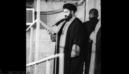 13شهریور 1364  تنفیذ حکم ریاست جمهوری حضرت آیت الله خامنه ای