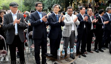 افتتاح نمایشگاه «کره از نمای نزدیک»