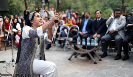 افتتاح نمایشگاه «کره از نمای نزدیک»